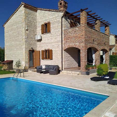 Villa Baleta Butkovici  Экстерьер фото