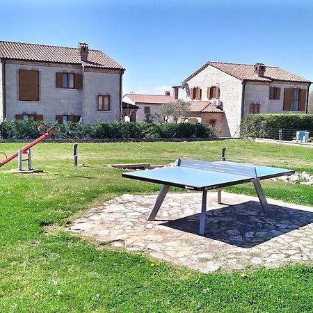 Villa Baleta Butkovici  Экстерьер фото