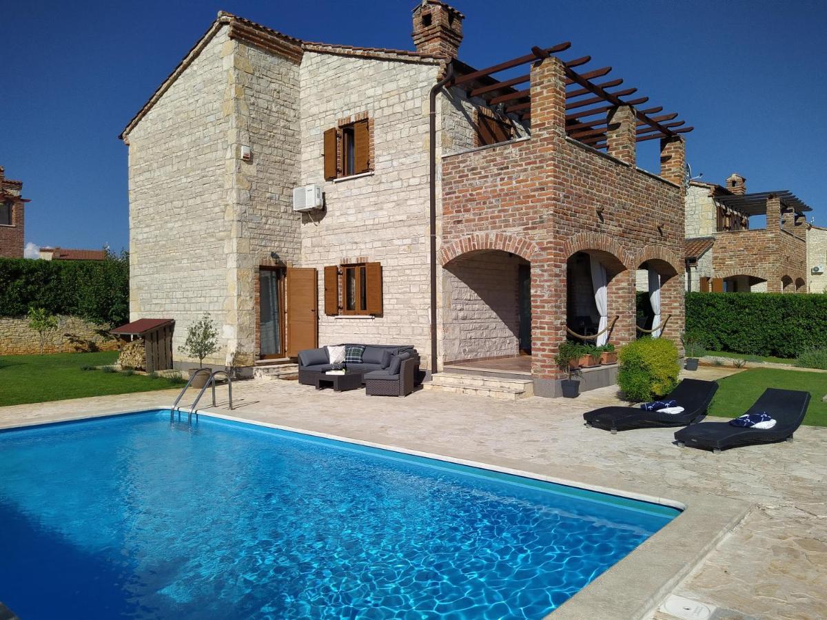 Villa Baleta Butkovici  Экстерьер фото