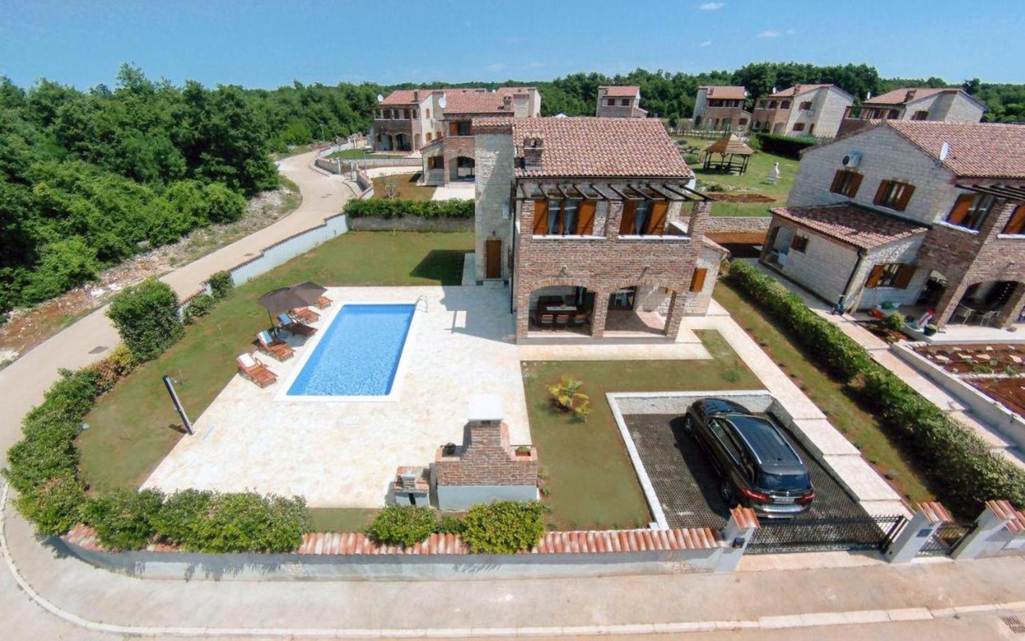 Villa Baleta Butkovici  Экстерьер фото